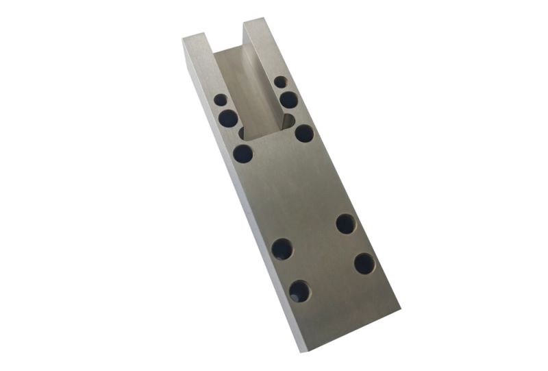 Blok Panduan Machinning CNC